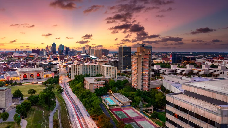 Missouri Gutter Experts | Panoramic View of Missouri